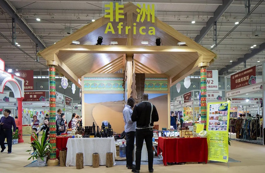 अफ़्रीका में निर्माण सामग्री बाज़ार कितना बड़ा है?